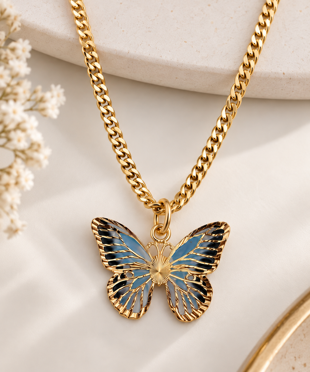 Cadena de Oro 10K con dije de Mariposa