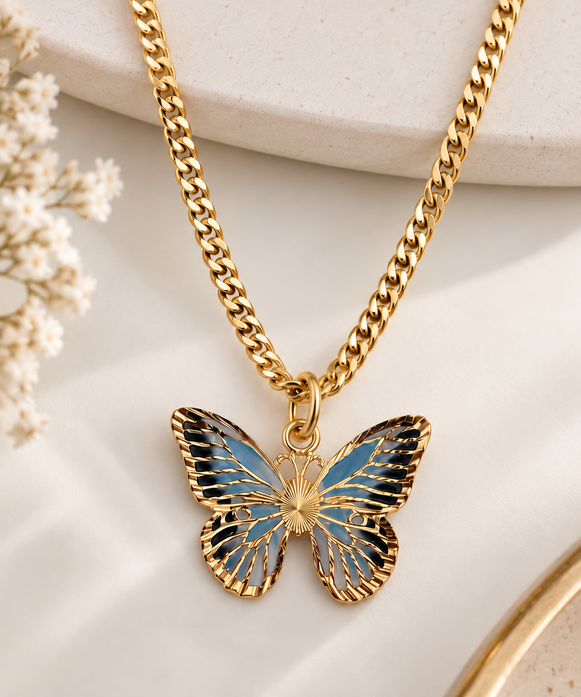 Cadena de Oro 10K con dije de Mariposa