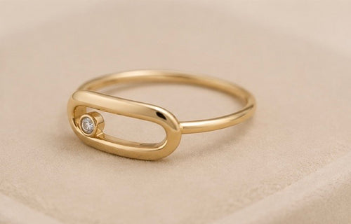 Anillo para Mujer en Oro 10K con Detalle Ovalado y Piedra